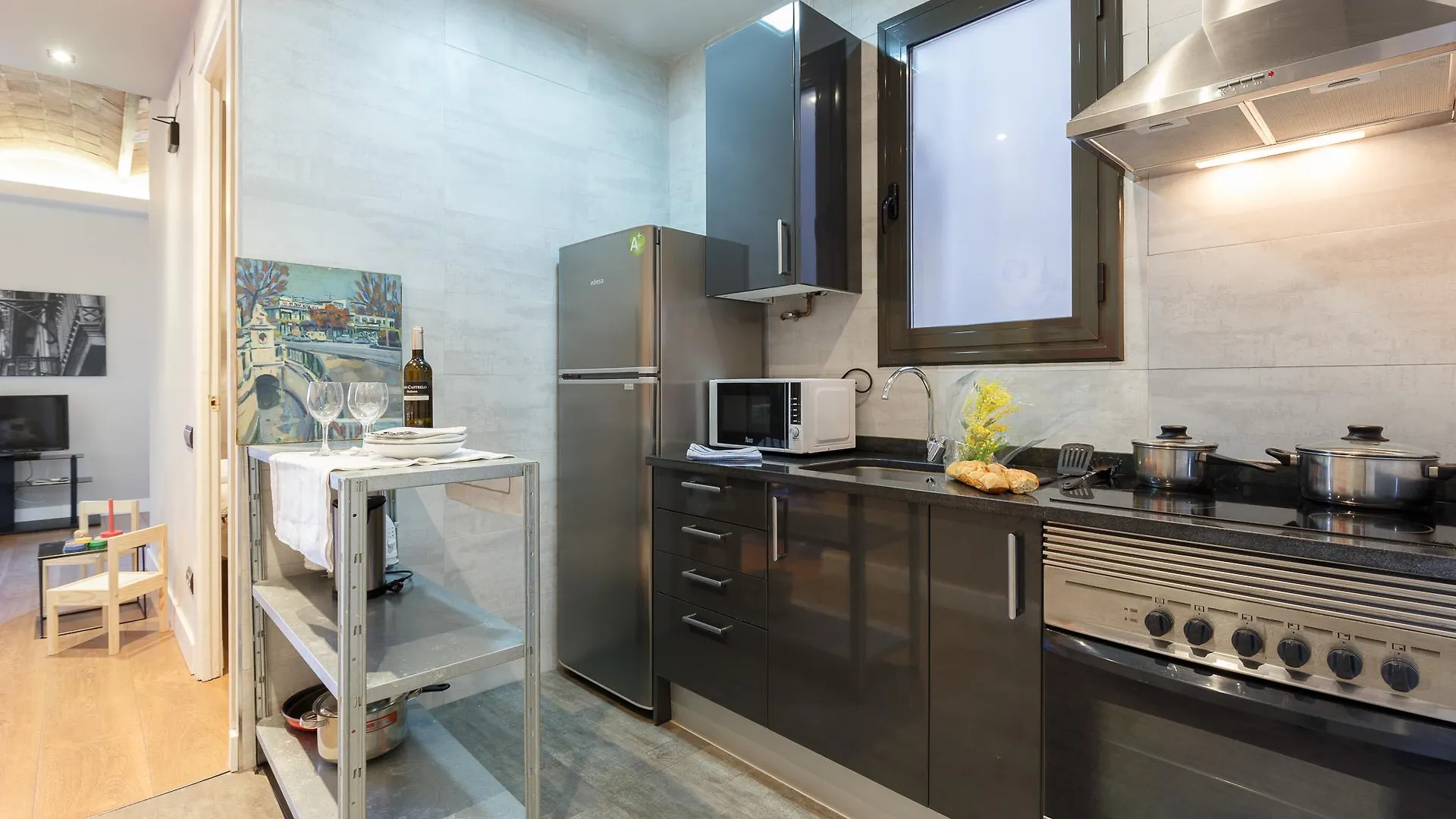 Ainb Eixample-Miro Apartments Барселона 0*,  Испания