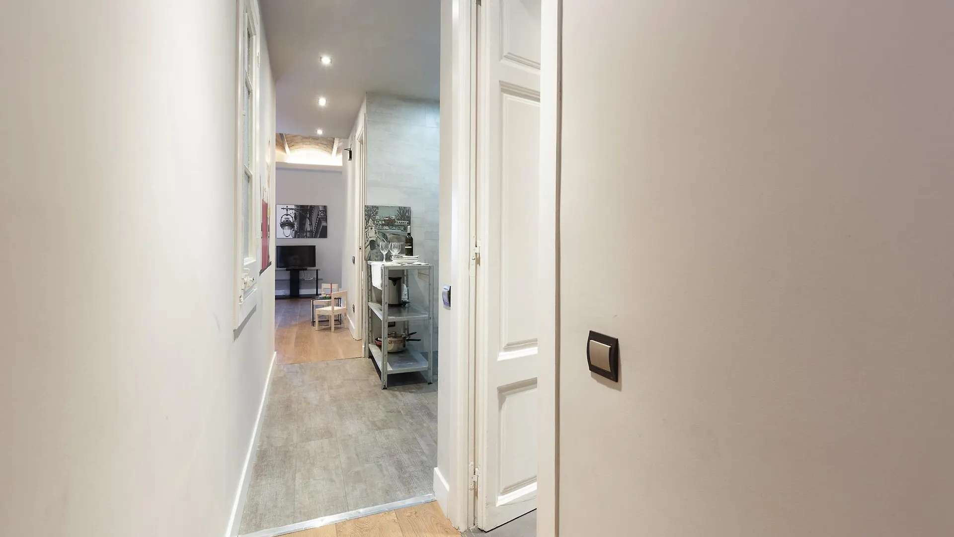 Ainb Eixample-Miro Apartments Barcellona 0*,