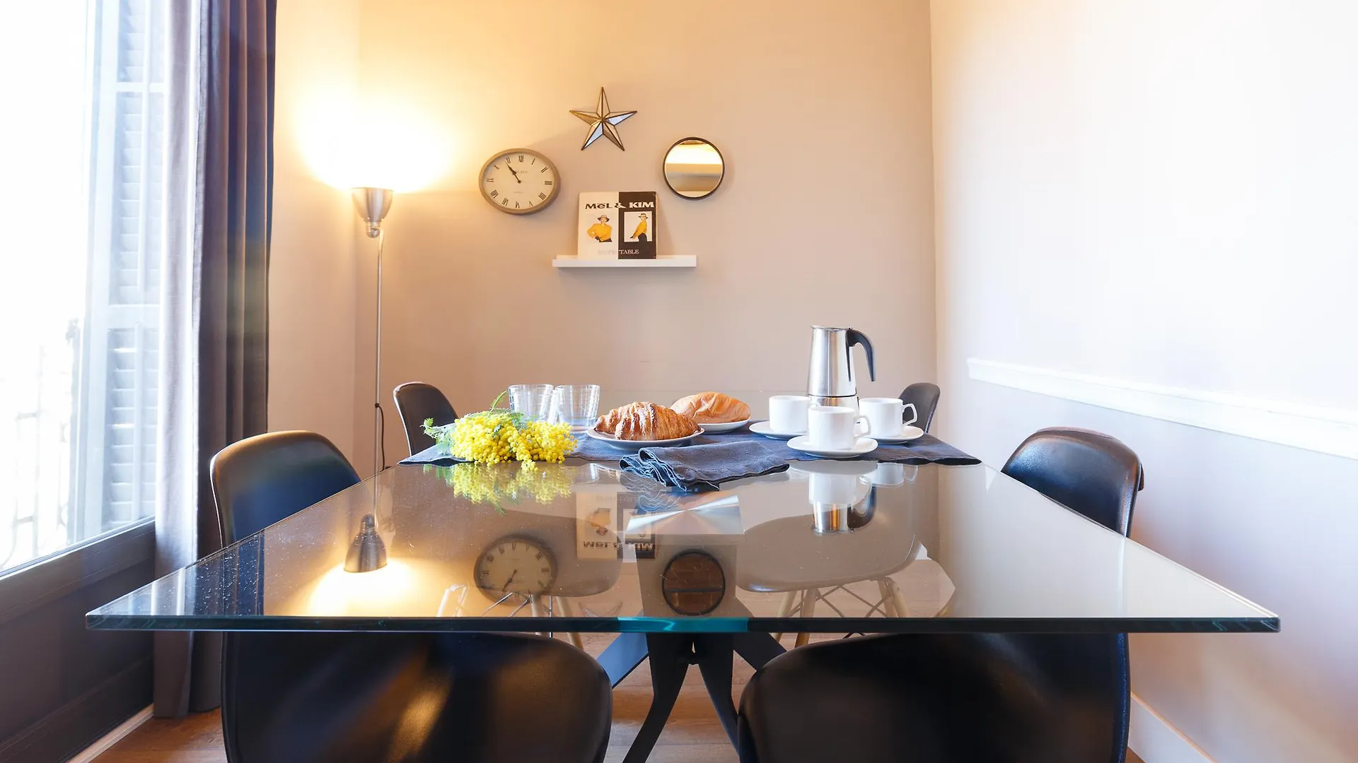 Ainb Eixample-Miro Apartments Barcellona Spagna