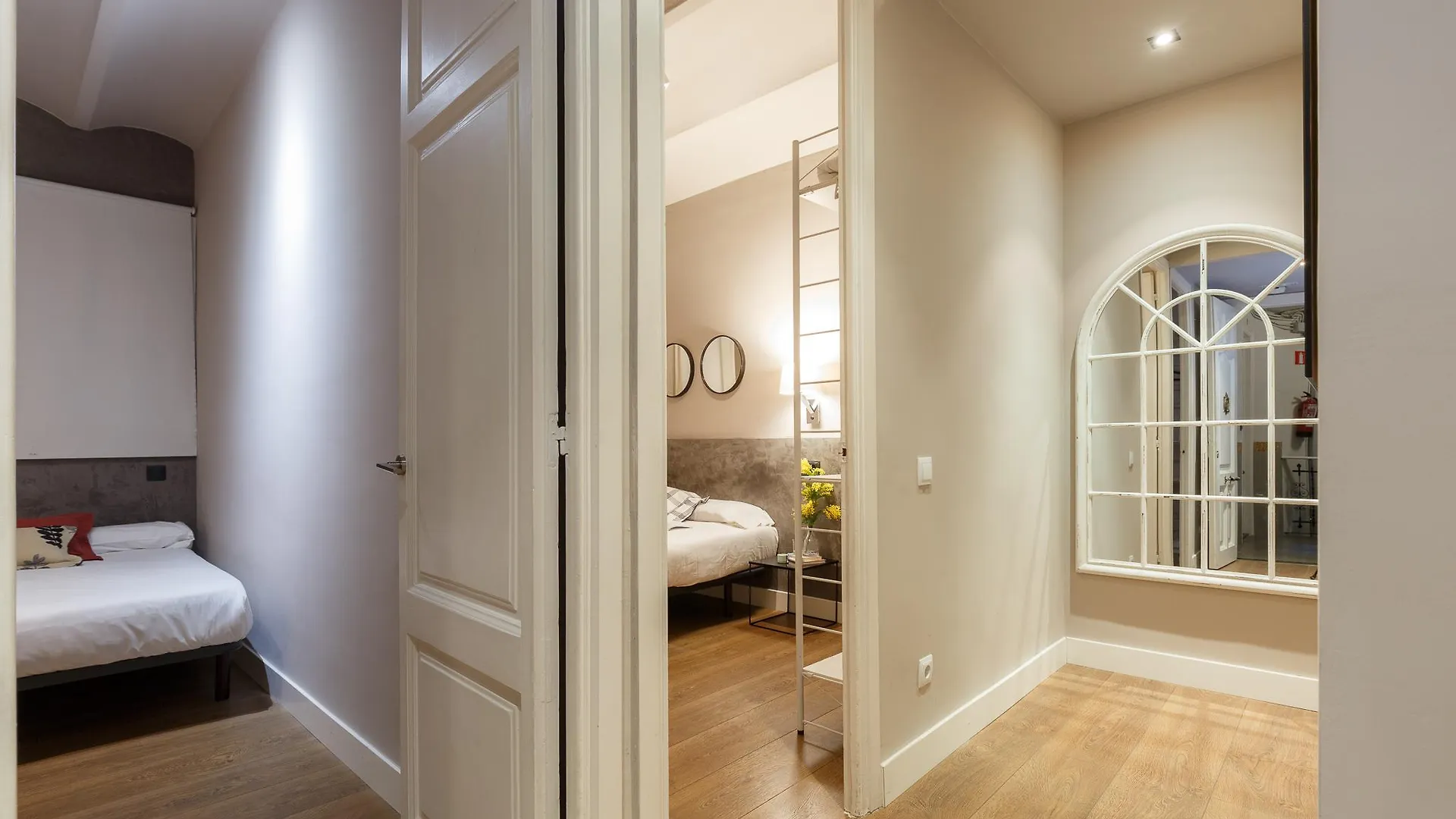 Ainb Eixample-Miro Apartments Barcellona