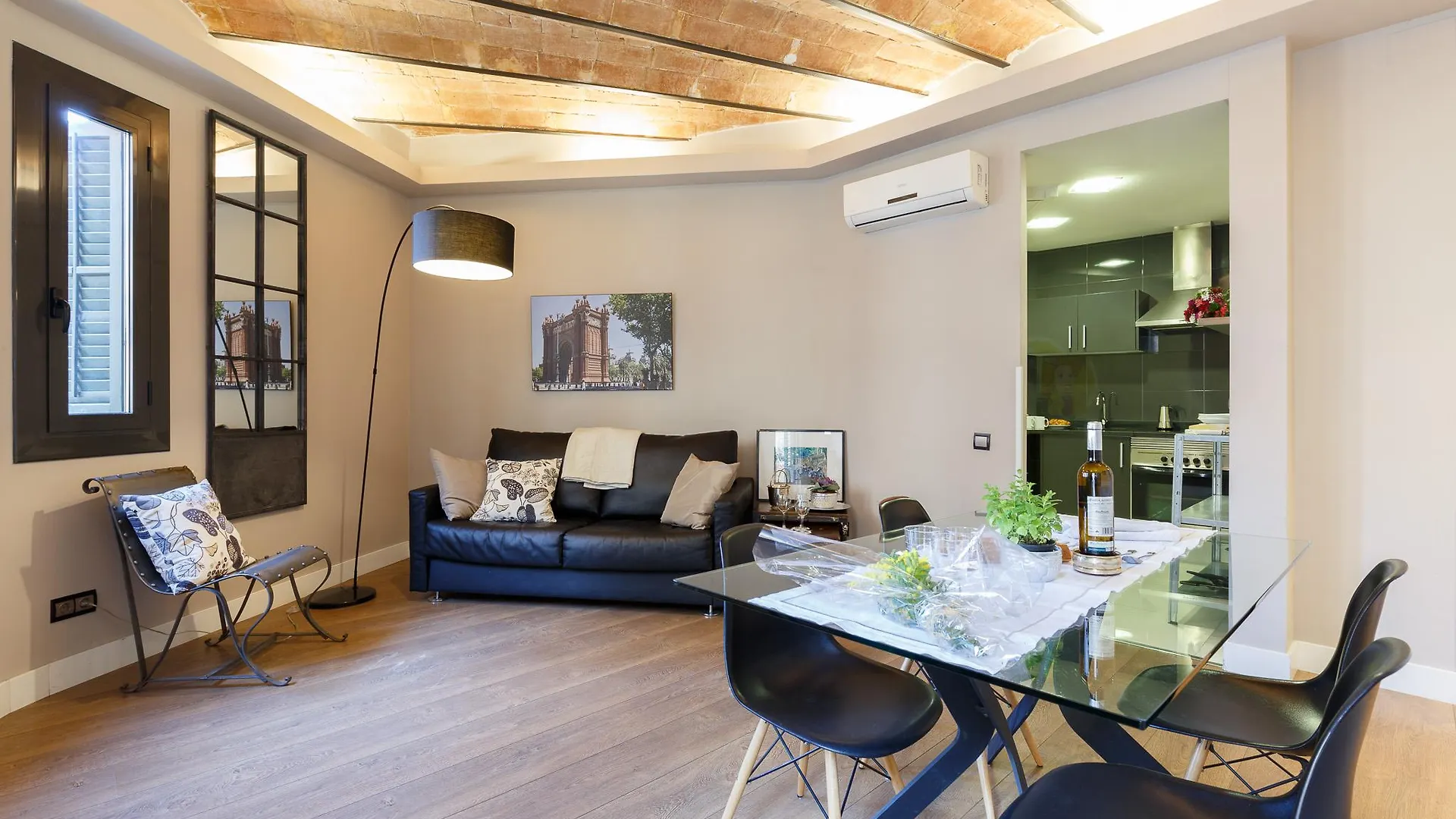 Ainb Eixample-Miro Apartments Barcellona 0*,