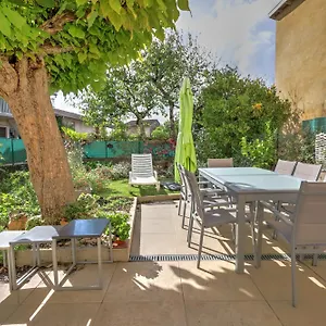 grande-maison-familiale-avec-coin-jardin.hotels-rhonealpes.com/
