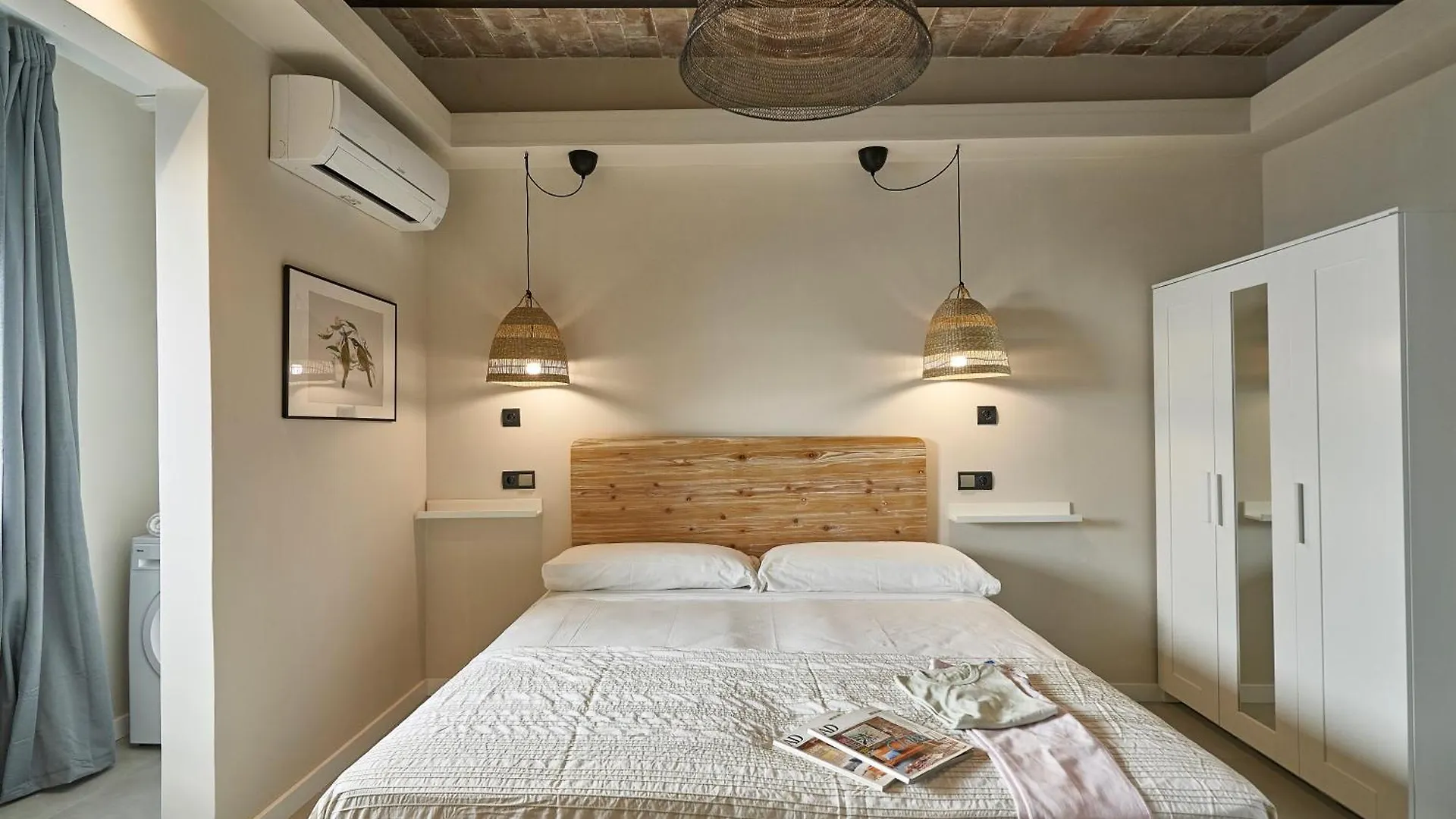 Ainb Eixample-Miro Apartments Barcelona
